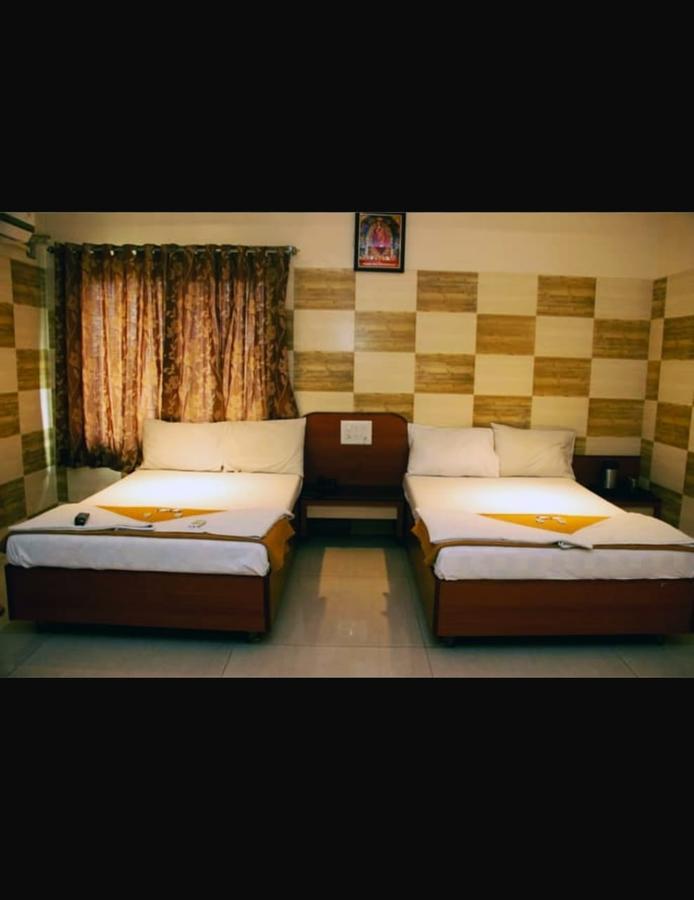 Hotel Apple Sai Residency Shirdi Extérieur photo